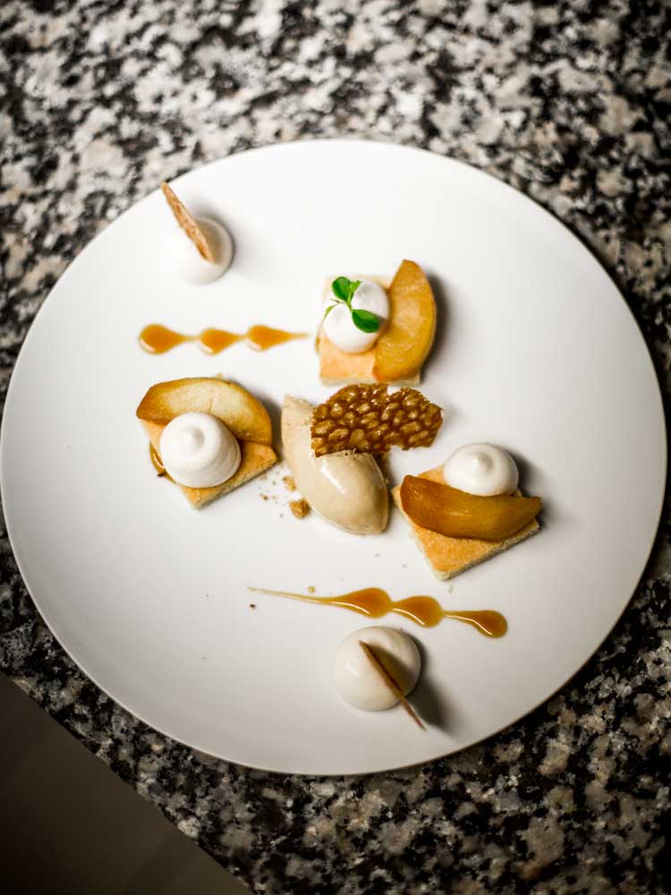 Ayer photographe rennes hotel balthazar cuisine gastronomie assiette de desserts